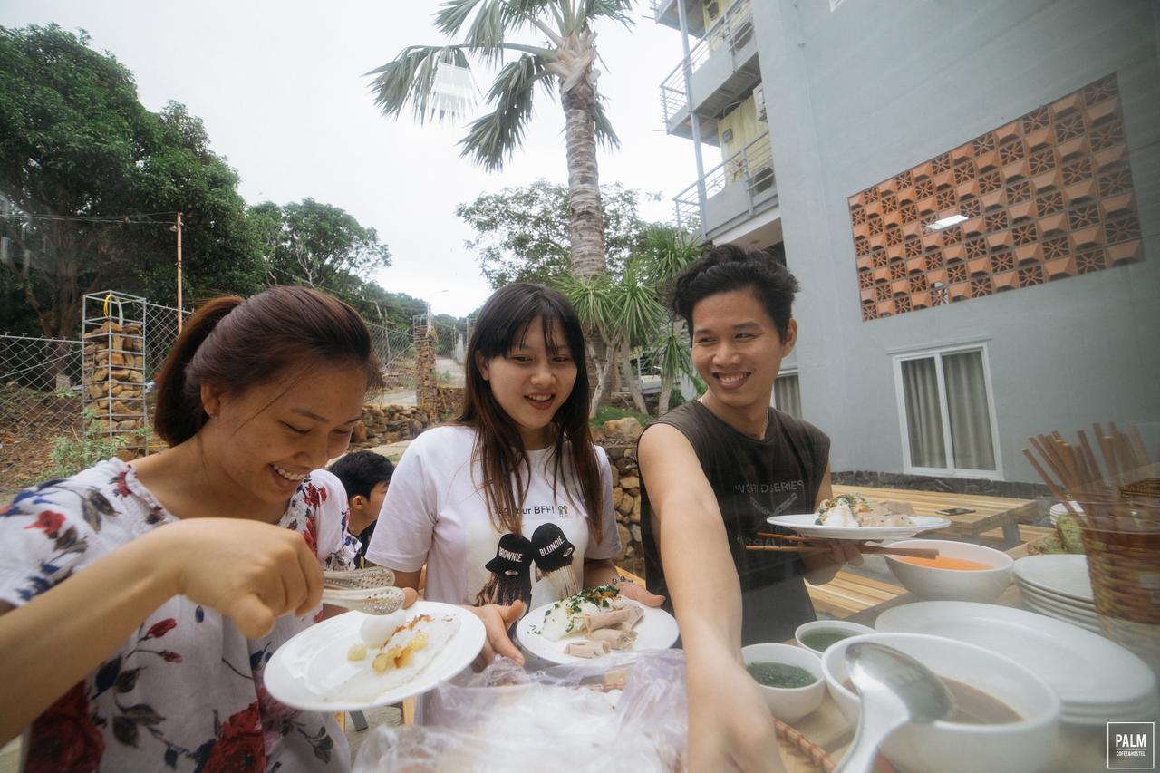 Palm Hostel & Coffee Nha Trang Exterior foto